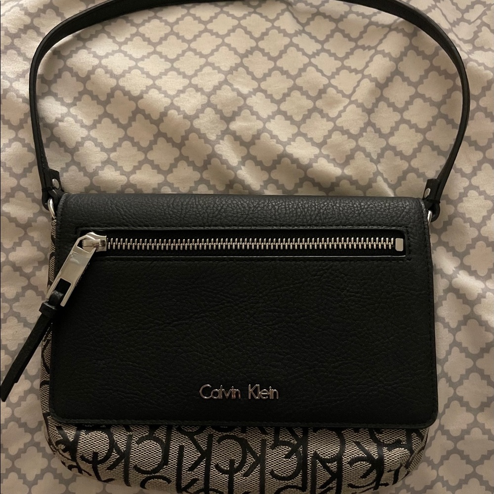 Small Calvin Klein shoulder bag